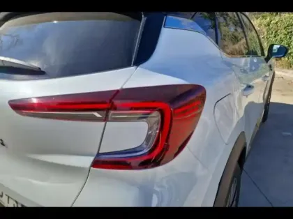 Photo 13 Renault Captur  1.3 TCe 160ch FAP Initiale Paris EDC -21