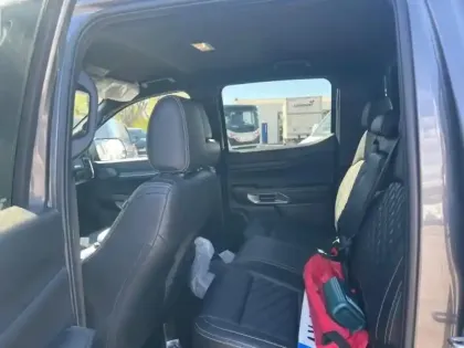 Photo 14 Ford Ranger Gén. IV (P703) Ph1 Platinum 4