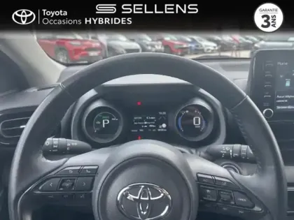 Photo 12 Toyota Yaris  116h Design 5p MY22