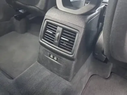 Photo 14 BMW X1  sDrive18dA 150ch Business Design Euro6d-T