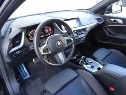 Photo 12 BMW Serie 1 Gén. III (F40) Ph2 M Sport 5