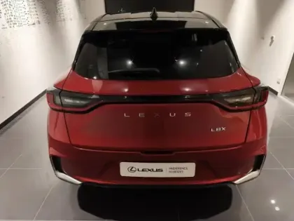 Photo 5 Lexus Lbx  1.5 136ch Emotion 2WD