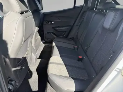 Photo 11 Peugeot 2008  BlueHDi 130 S&S EAT8