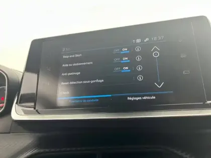 Photo 83 Peugeot 2008  PureTech 130 S&S EAT8