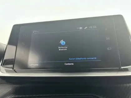 Photo 81 Peugeot 2008  PureTech 130 S&S EAT8