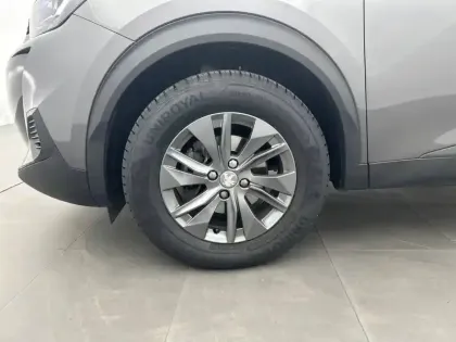 Photo 68 Peugeot 2008  PureTech 130 S&S EAT8