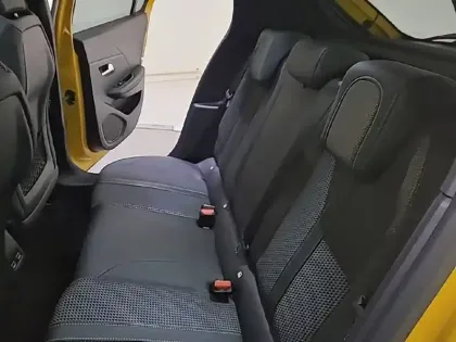 Photo 34 Peugeot 208 Gén. II Ph1 NG GT 5