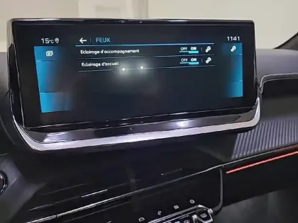 Photo 45 Peugeot 208 Gén. II Ph1 NG GT 5