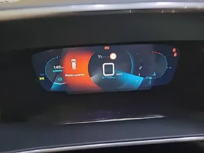 Photo 32 Peugeot 208 Gén. II Ph1 NG GT 5