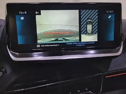 Photo 42 Peugeot 208 Gén. II Ph1 NG GT 5