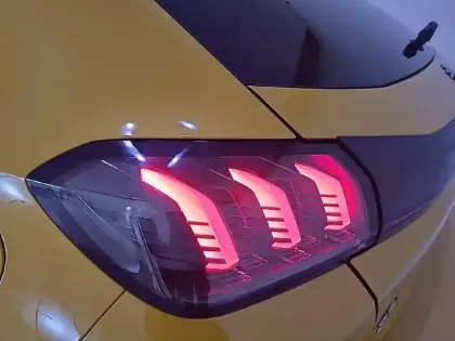 Photo 39 Peugeot 208 Gén. II Ph1 NG GT 5