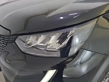 Photo 15 Peugeot 2008  PureTech 130 S&S EAT8