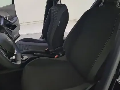 Photo 10 Peugeot 2008  PureTech 130 S&S EAT8