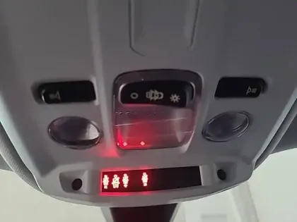 Photo 25 Peugeot 2008  PureTech 130 S&S EAT8