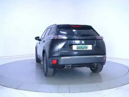 Photo 6 Peugeot 2008  PureTech 130 S&S EAT8