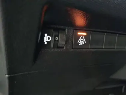 Photo 29 Peugeot 2008  PureTech 130 S&S EAT8