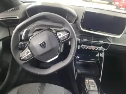 Photo 9 Peugeot 2008  Hybrid 145 e-DCS6