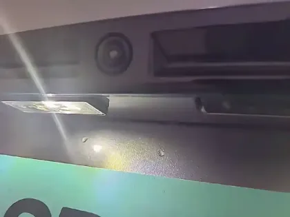 Photo 86 Peugeot 2008  Hybrid 145 e-DCS6