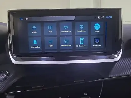 Photo 78 Peugeot 2008  Hybrid 145 e-DCS6