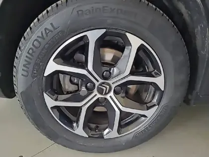 Photo 12 Citroën C3 Aircross  BlueHDi 120 S&S EAT6