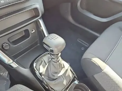 Photo 13 Citroën C3 Aircross  PureTech 110 S&S BVM6