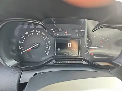 Photo 9 Citroën C3 Aircross  PureTech 110 S&S BVM6