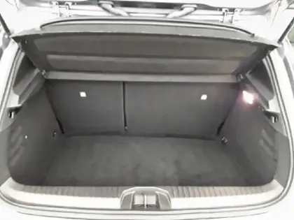 Photo 5 Renault Clio  E-Tech full hybrid 145