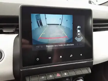 Photo 17 Renault Clio  E-Tech full hybrid 145