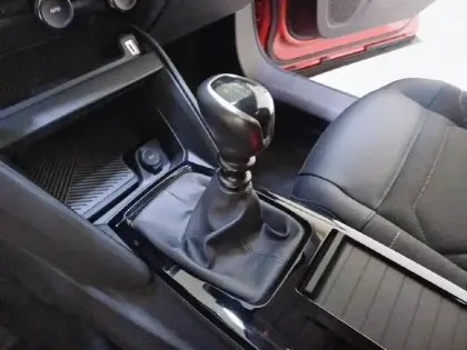 Photo 13 Citroën C4  PureTech 130 S&S BVM6