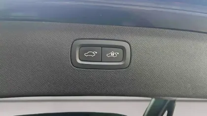 Photo 8 Volvo Xc90  Recharge T8 AWD 303+87 ch Geartronic 8 7pl