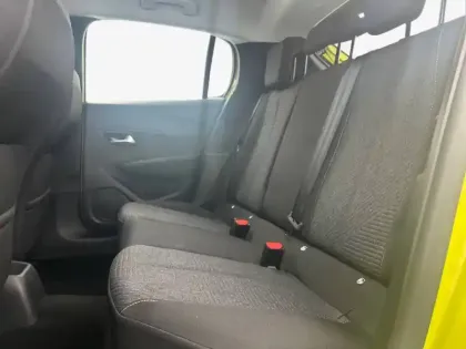 Photo 11 Peugeot 208  Hybrid 110 ch e-DCS6