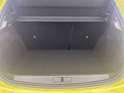 Photo 5 Peugeot 208  Hybrid 110 ch e-DCS6