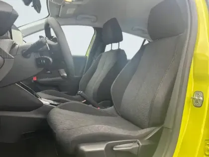 Photo 10 Peugeot 208  Hybrid 110 ch e-DCS6