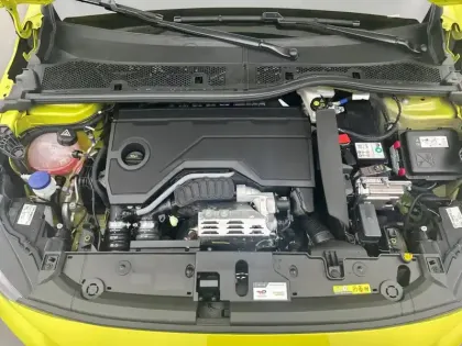 Photo 23 Peugeot 208  Hybrid 110 ch e-DCS6