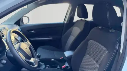 Photo 34 Suzuki Vitara  1.4 Boosterjet Hybrid