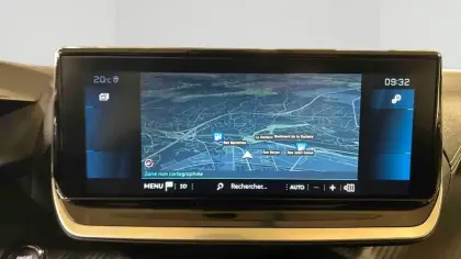 Photo 14 Peugeot 208  PureTech 130 S&S EAT8