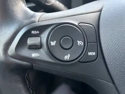 Photo 20 Opel Corsa  1.2 Turbo 100 ch BVM6