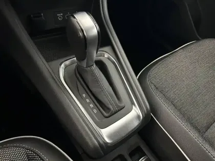 Photo 53 Renault Captur Gén. II (HJB) Ph1 Intens 5