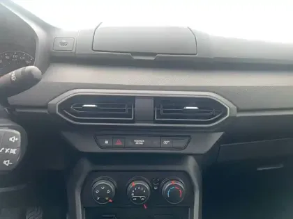 Photo 11 Dacia Sandero  SCe 65