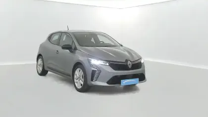 Photo 15 Renault Clio  E-Tech full hybrid 145 ch GSR2