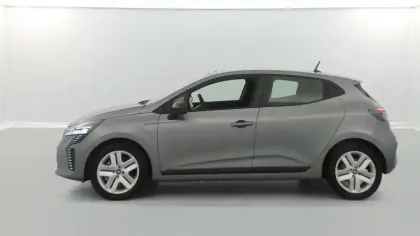 Photo 10 Renault Clio  E-Tech full hybrid 145 ch GSR2