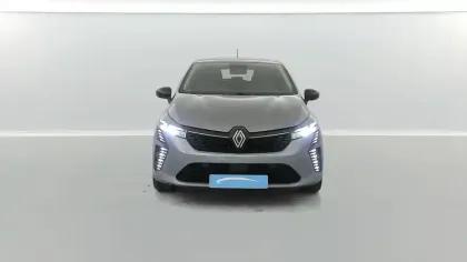 Photo 16 Renault Clio  E-Tech full hybrid 145 ch GSR2