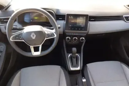 Photo 8 Renault Clio  E-Tech full hybrid 145 ch GSR2