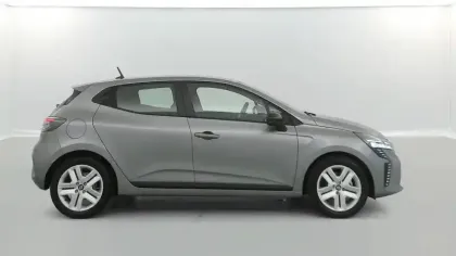 Photo 43 Renault Clio  E-Tech full hybrid 145 ch GSR2