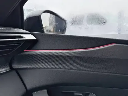 Photo 24 Peugeot 308  PureTech 130ch S&S EAT8