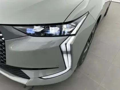 Photo 15 DS DS 4  Hybride E-Tense 225 EAT8