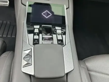 Photo 13 DS DS 4  Hybride E-Tense 225 EAT8