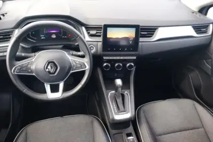 Photo 8 Renault Captur  E-Tech full hybrid 145