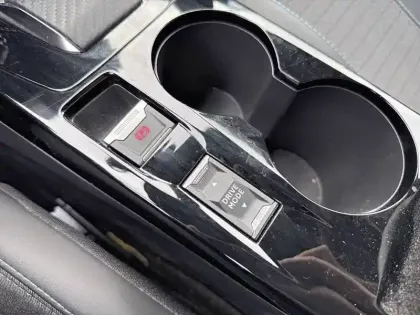 Photo 19 Peugeot 2008  PureTech 130 S&S EAT8