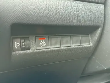 Photo 28 Peugeot 2008  PureTech 130 S&S EAT8